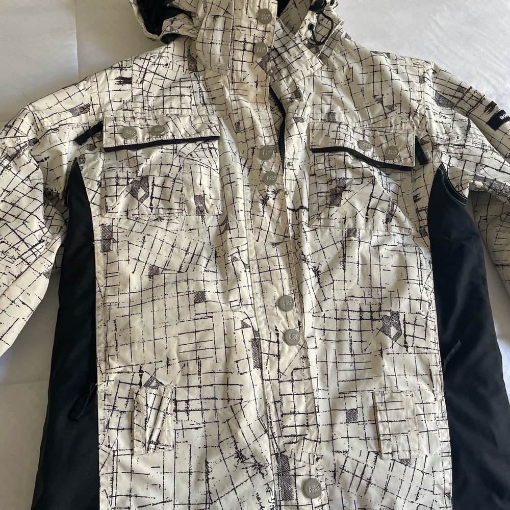 Body-glove snowboard jacket